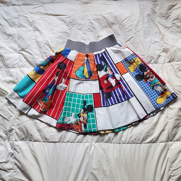 VINTAGE Mickey Mouse Bed Sheet Circle/Skater Skirt - Picture 2 of 7
